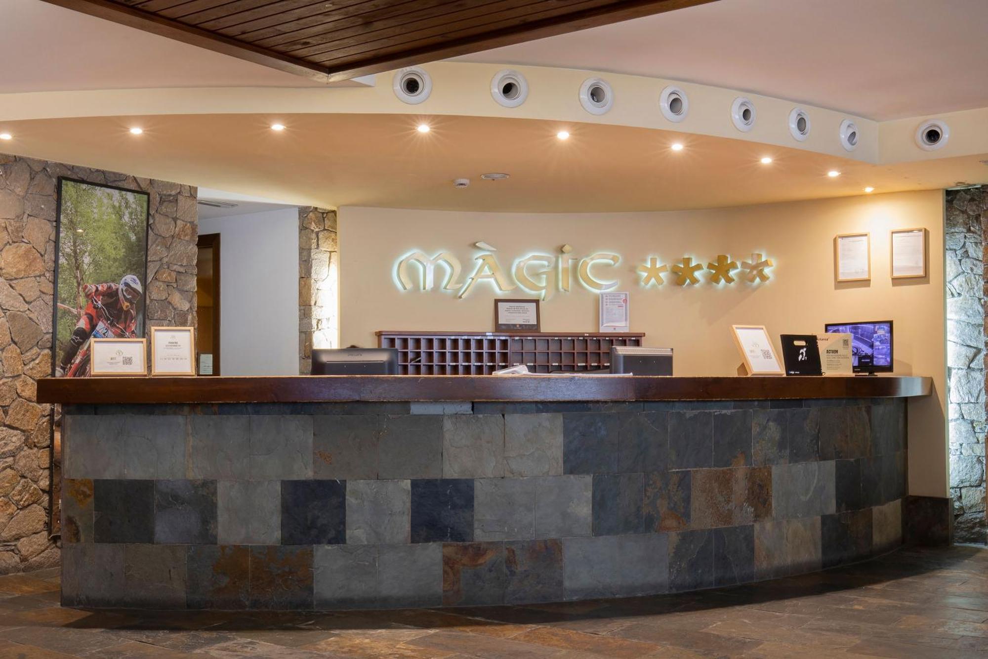 Hotel Magic La Massana Bagian luar foto